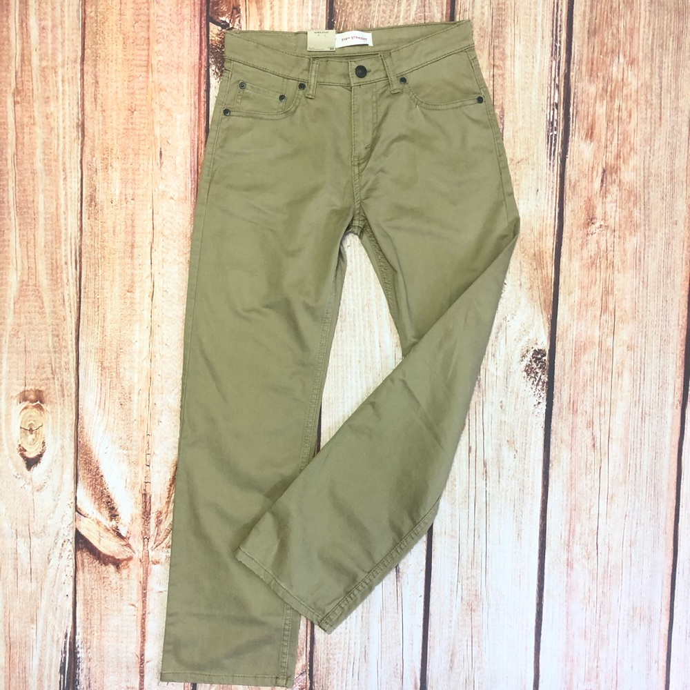 ❤️SOLD❤️NWT Levi’s 514 Straight Regular Stretch Boys Youth size 14 Reg Beige